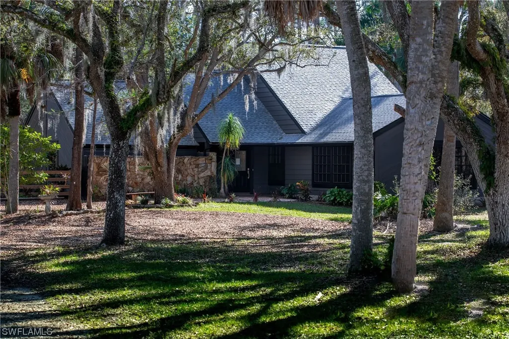 15800 Jones Road North Fort Myers FL 33917