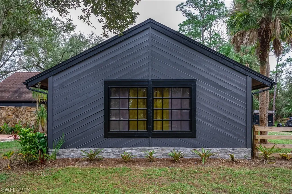 15800 Jones Road North Fort Myers FL 33917