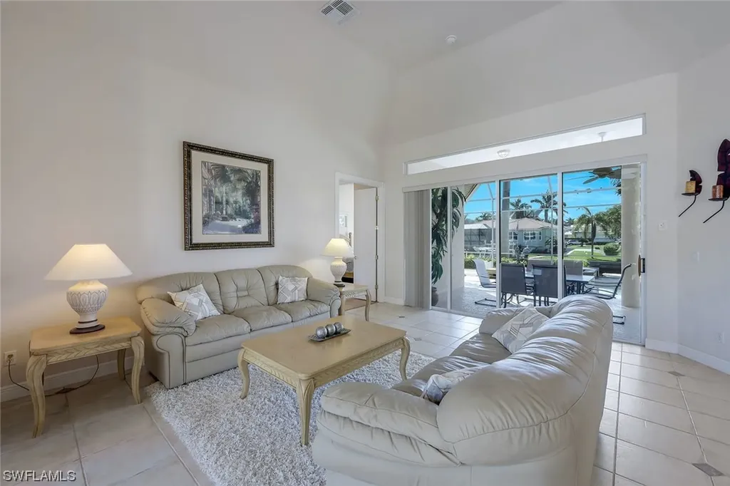 781 Holly Court Marco Island FL 34145