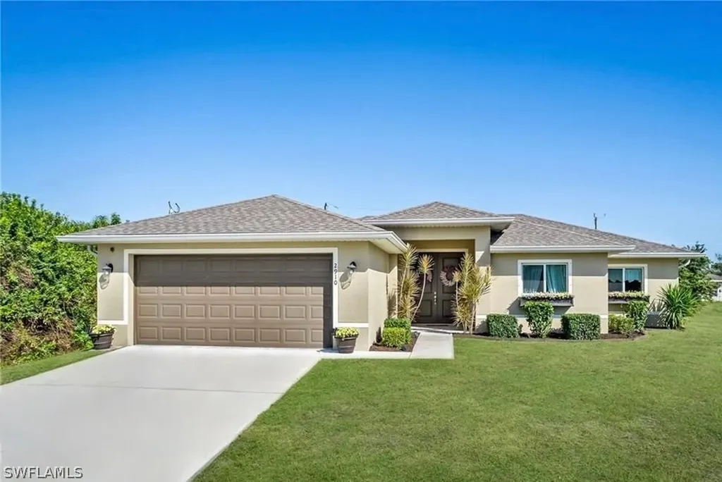 2910 39th Street SW Lehigh Acres FL 33976