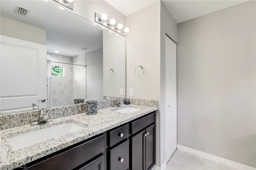 2910 39th Street SW Lehigh Acres FL 33976