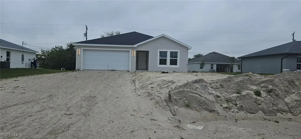 1736 NW 2nd Place Cape Coral FL 33993