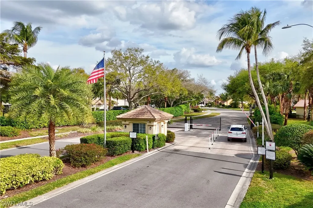 7750 Gardner Drive Naples FL 34109