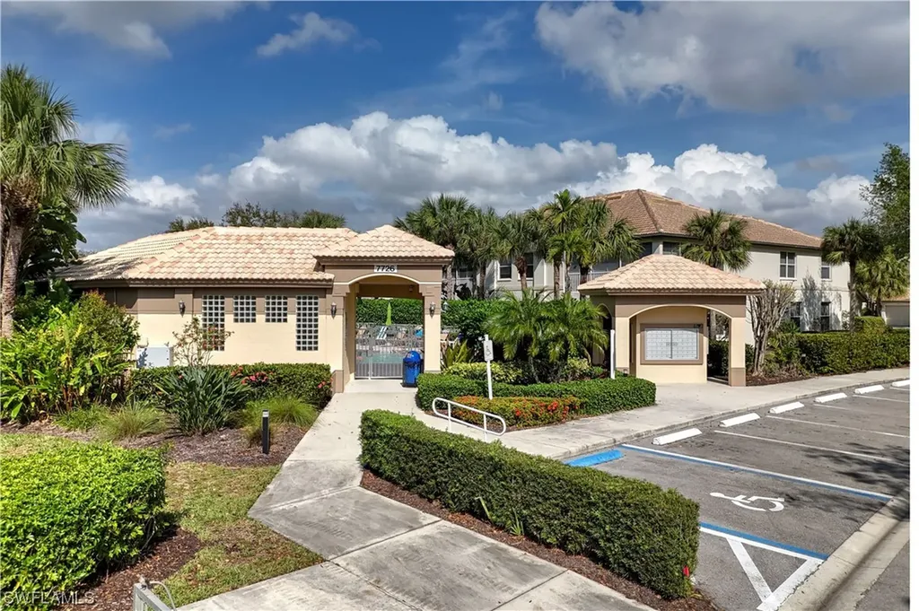 7750 Gardner Drive Naples FL 34109