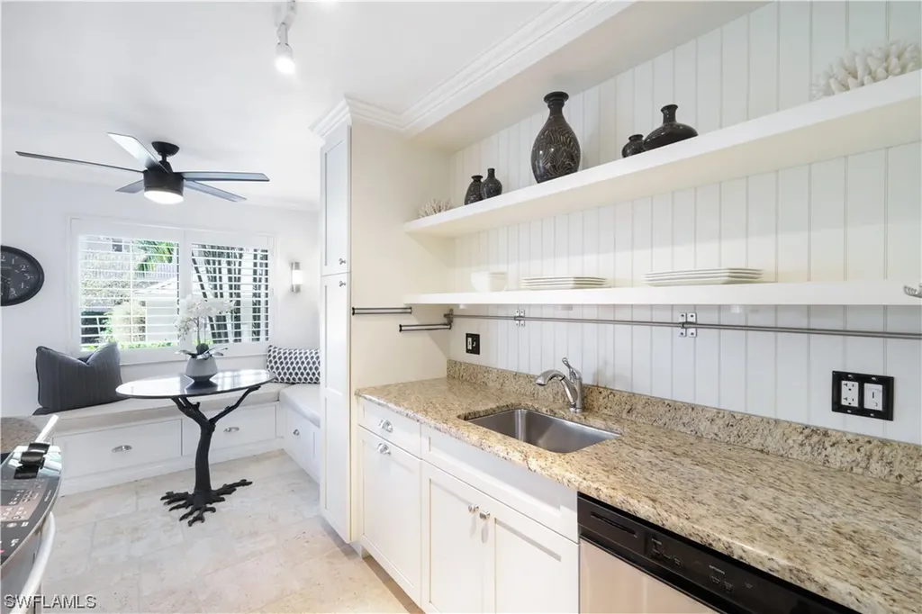 634 7th Avenue S Naples FL 34102