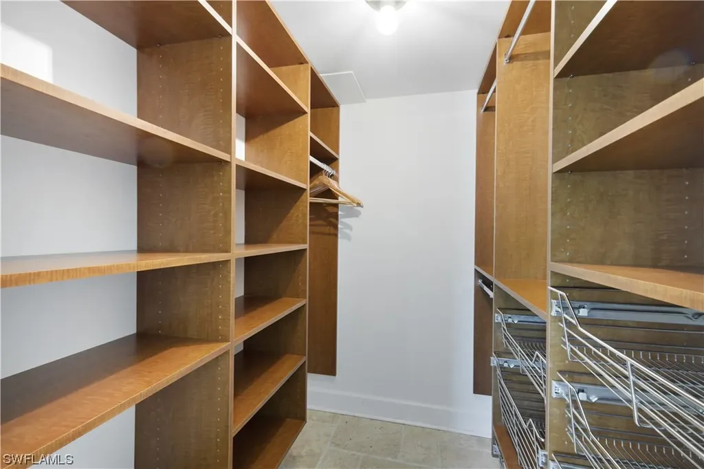 634 7th Avenue S Naples FL 34102