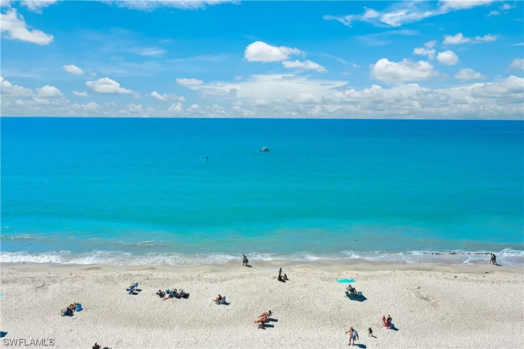634 7th Avenue S Naples FL 34102