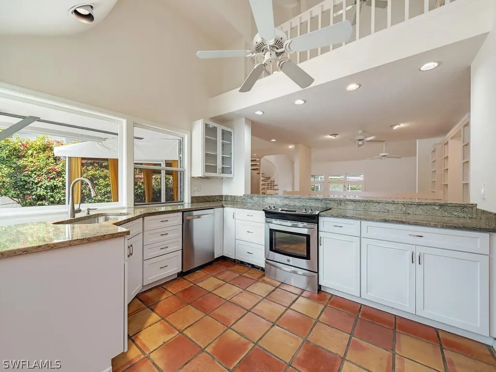 625 Bridgeway Lane Naples FL 34108