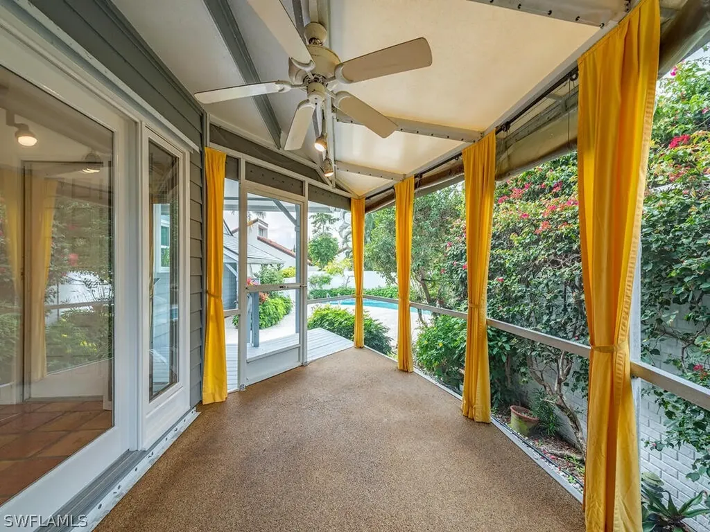 625 Bridgeway Lane Naples FL 34108