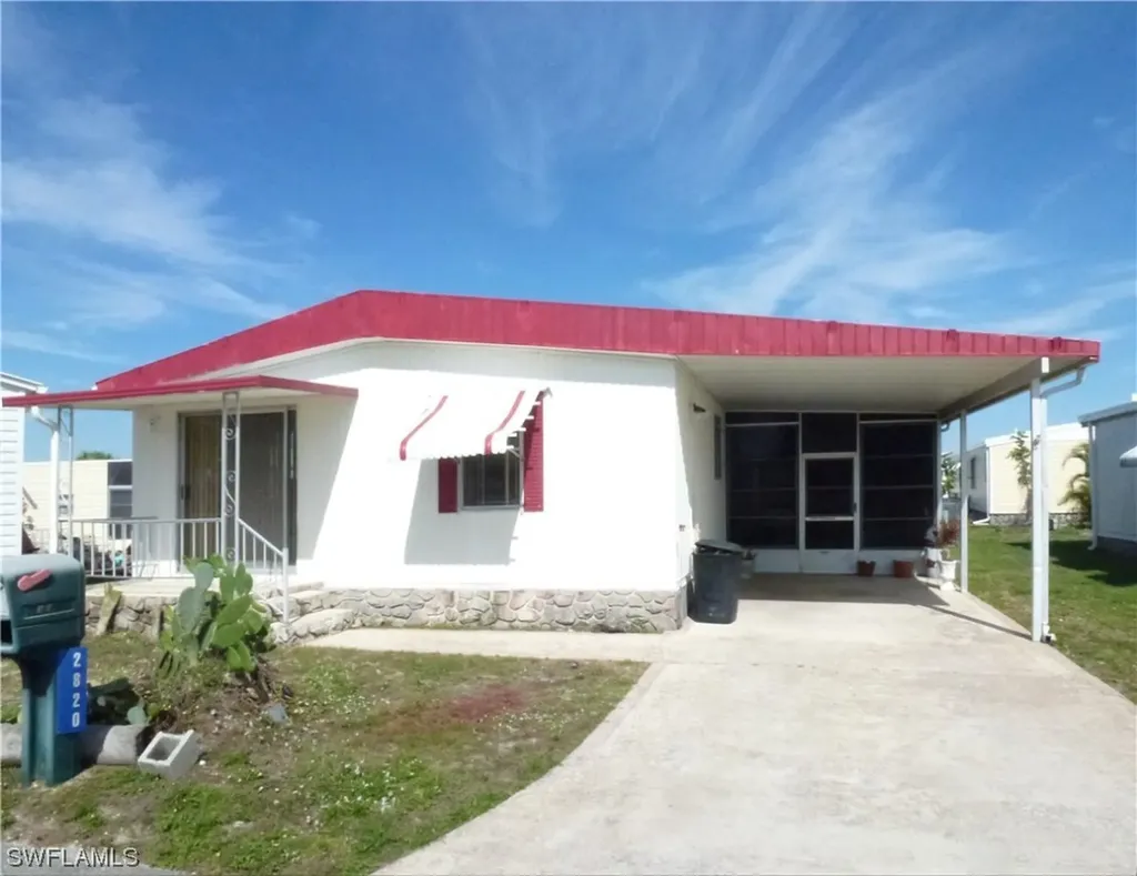 2820 Breezewood Drive North Fort Myers FL 33917