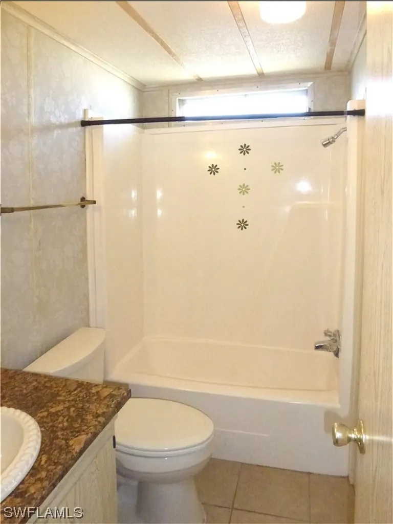 2820 Breezewood Drive North Fort Myers FL 33917