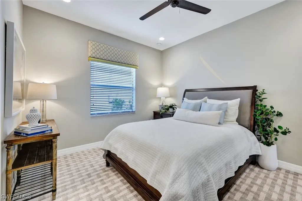2708 Crystal Way Naples FL 34119