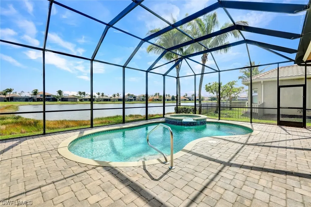 2708 Crystal Way Naples FL 34119