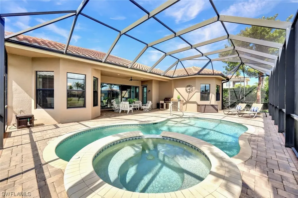 2708 Crystal Way Naples FL 34119
