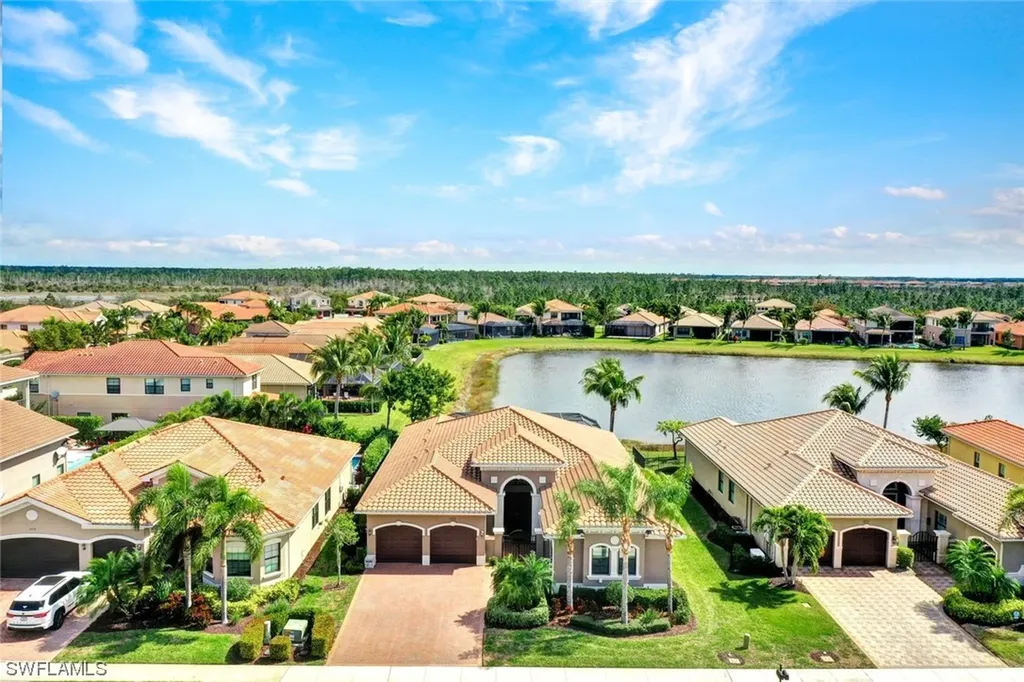 2708 Crystal Way Naples FL 34119