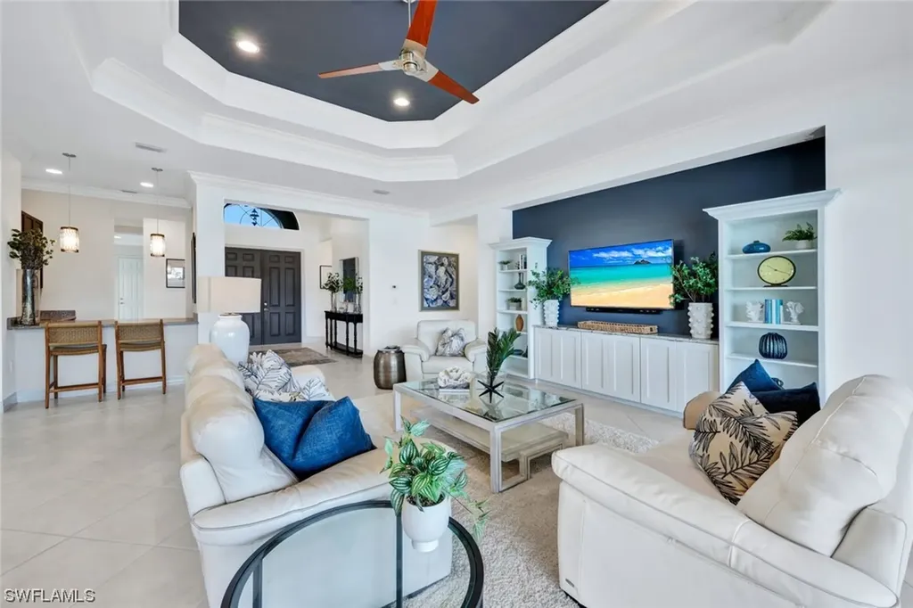 2708 Crystal Way Naples FL 34119