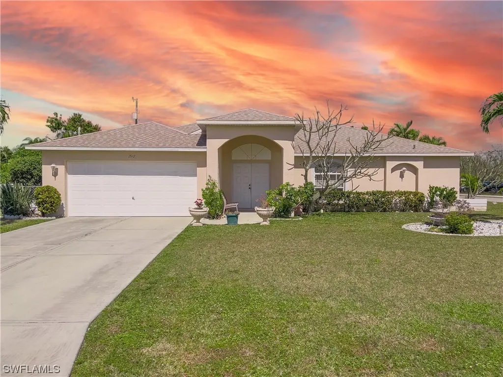 1517 NE 1st Terrace Cape Coral FL 33909