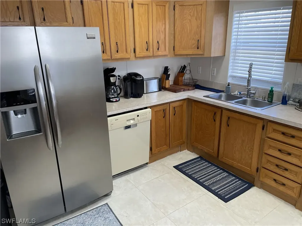 97 Isle Of Saint Thomas Naples FL 34114