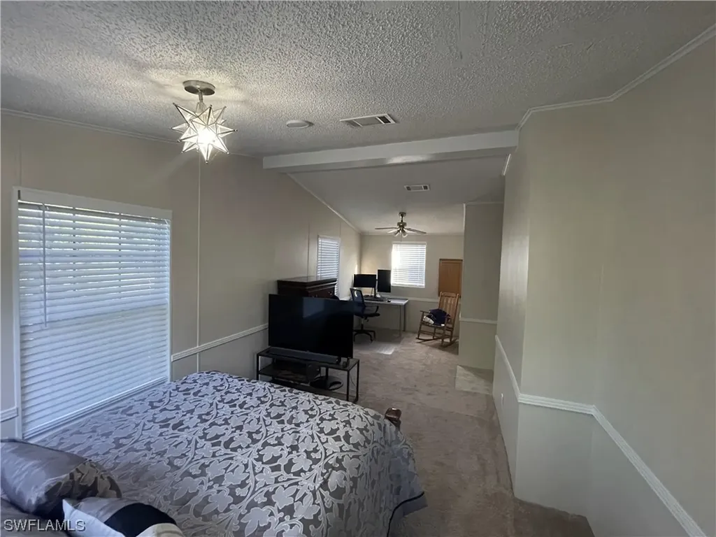 97 Isle Of Saint Thomas Naples FL 34114