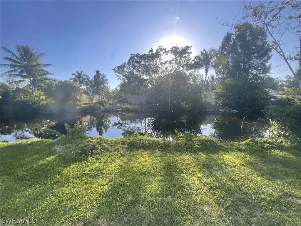 97 Isle Of Saint Thomas Naples FL 34114