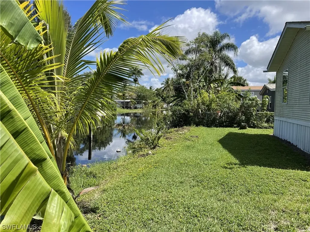 97 Isle Of Saint Thomas Naples FL 34114