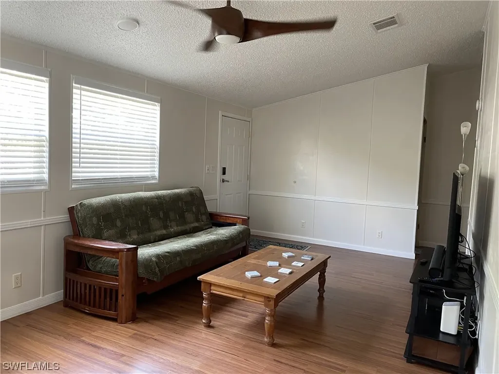 97 Isle Of Saint Thomas Naples FL 34114