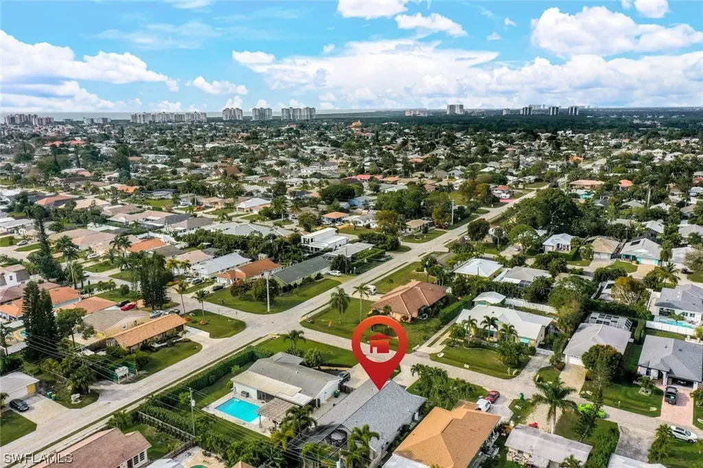 808 100th Avenue N Naples FL 34108