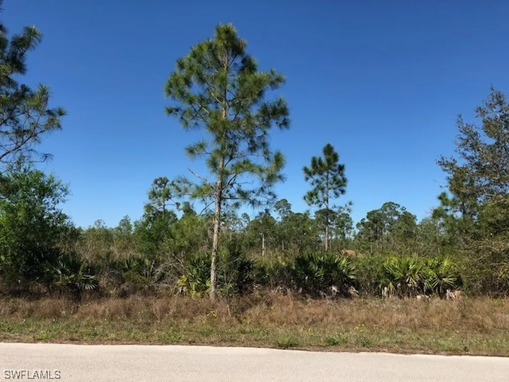 212 Leroy Avenue Lehigh Acres FL 33936