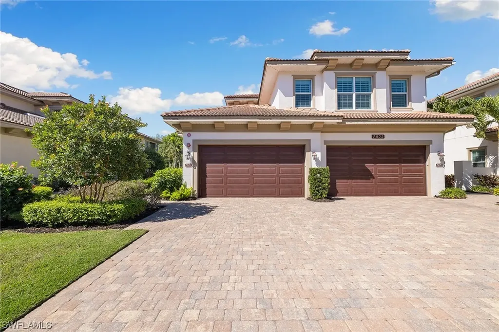7805 Hawthorne Drive Naples FL 34113