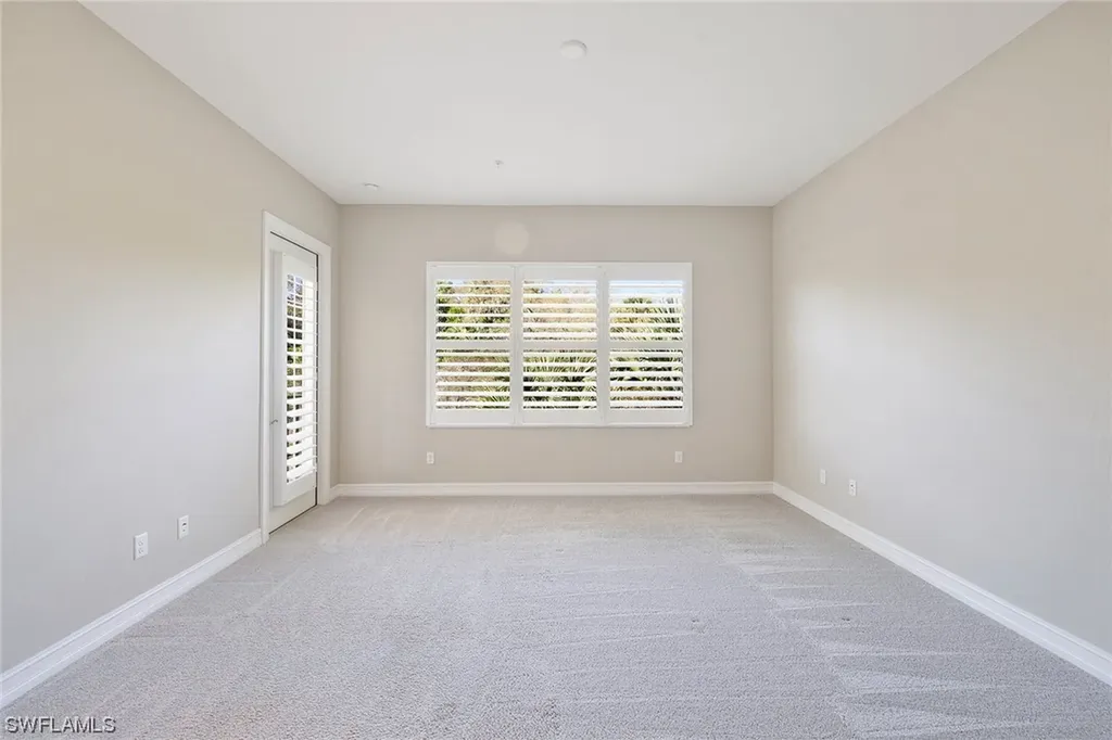 7805 Hawthorne Drive Naples FL 34113