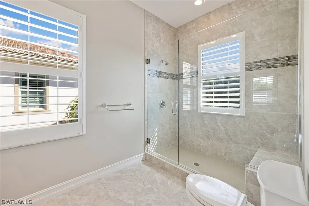 7805 Hawthorne Drive Naples FL 34113