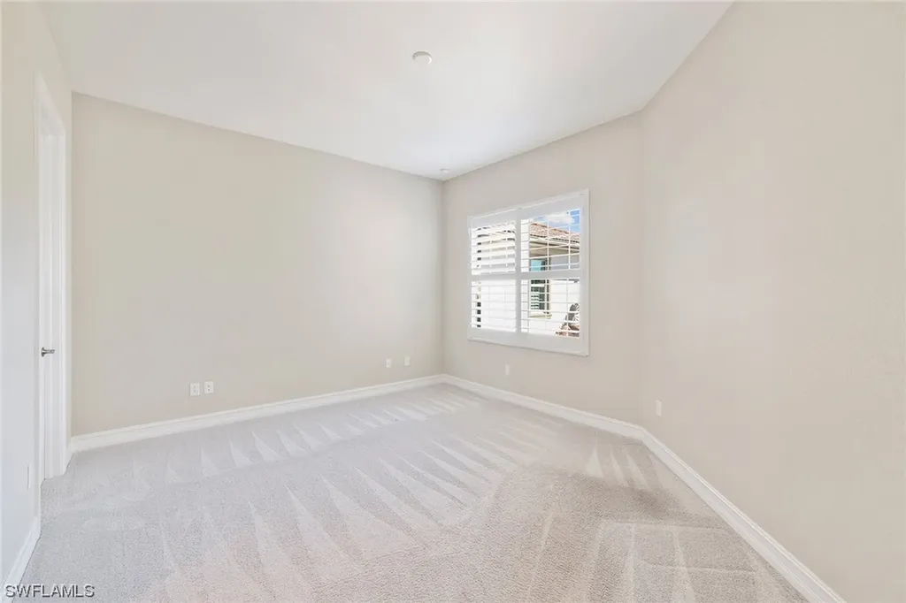 7805 Hawthorne Drive Naples FL 34113