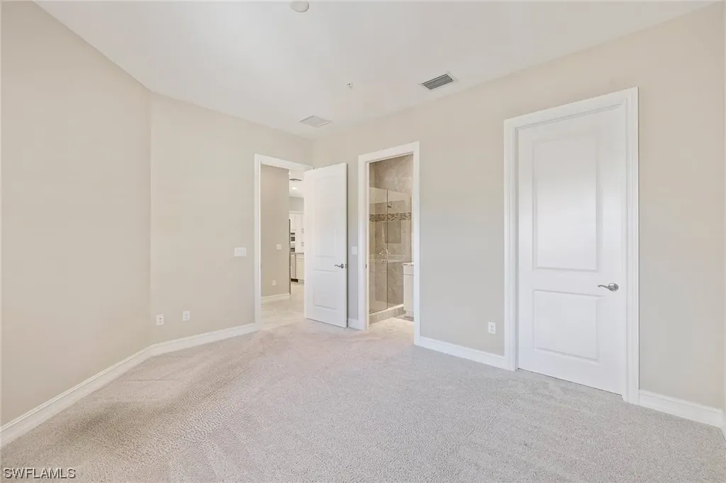 7805 Hawthorne Drive Naples FL 34113