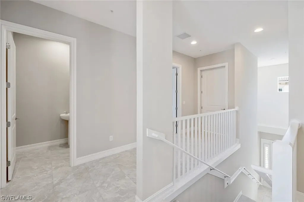 7805 Hawthorne Drive Naples FL 34113