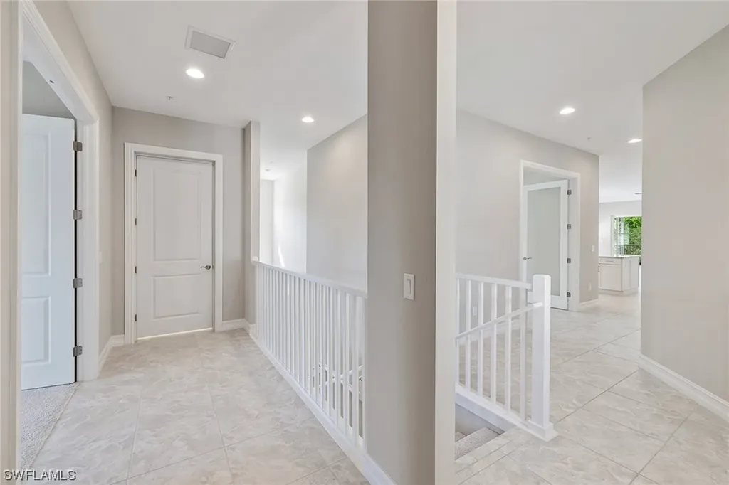 7805 Hawthorne Drive Naples FL 34113