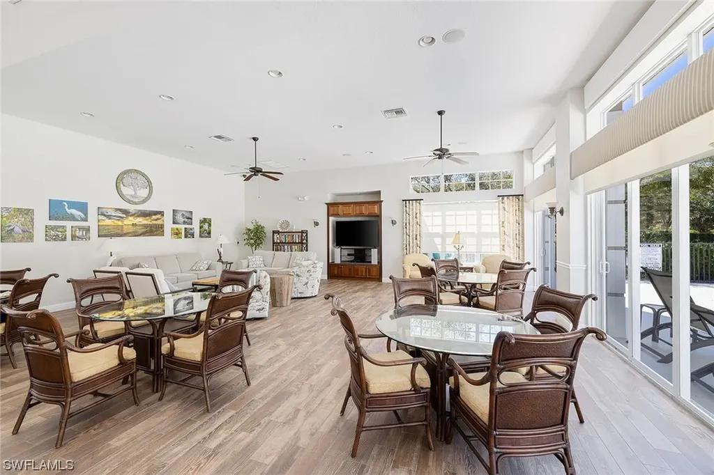 7805 Hawthorne Drive Naples FL 34113