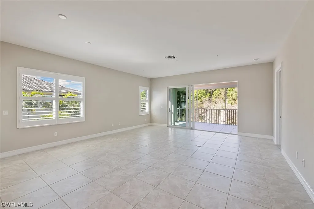 7805 Hawthorne Drive Naples FL 34113