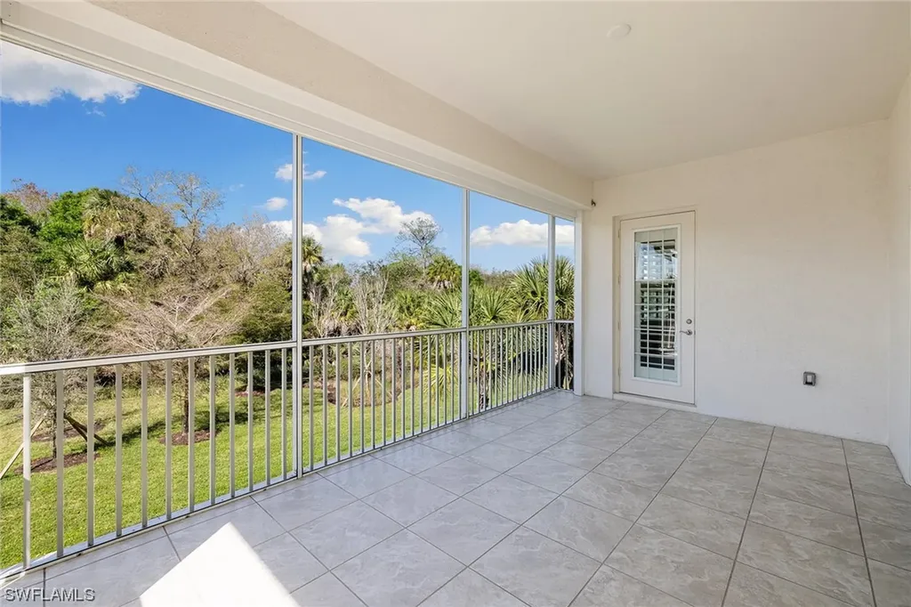 7805 Hawthorne Drive Naples FL 34113
