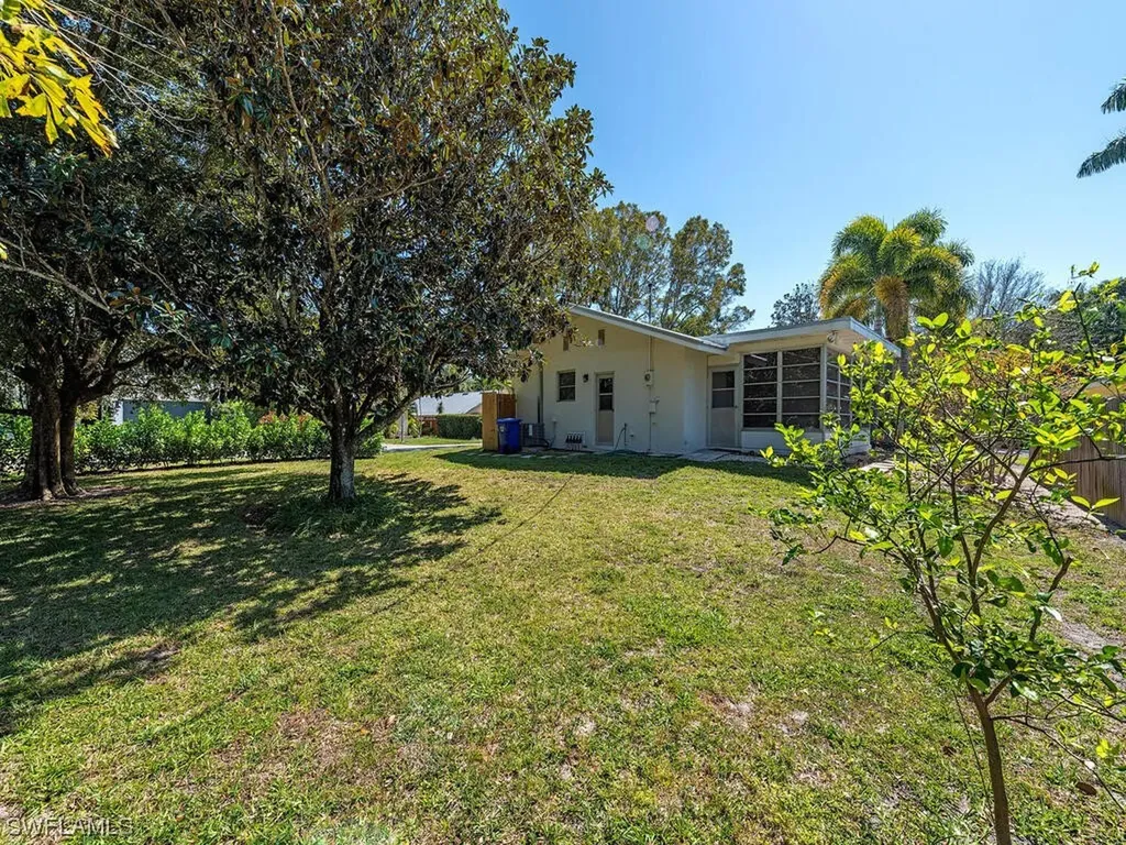 1055 13th Street N Naples FL 34102