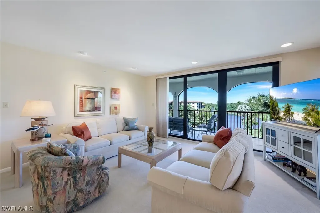 6040 Pelican Bay Boulevard Naples FL 34108