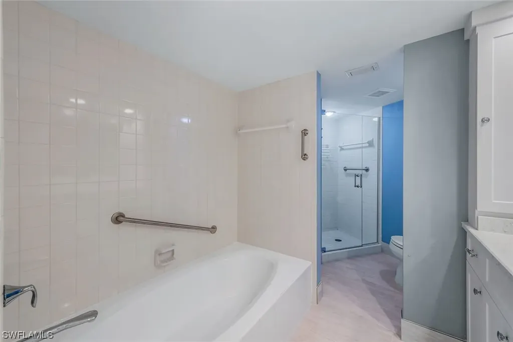 6040 Pelican Bay Boulevard Naples FL 34108
