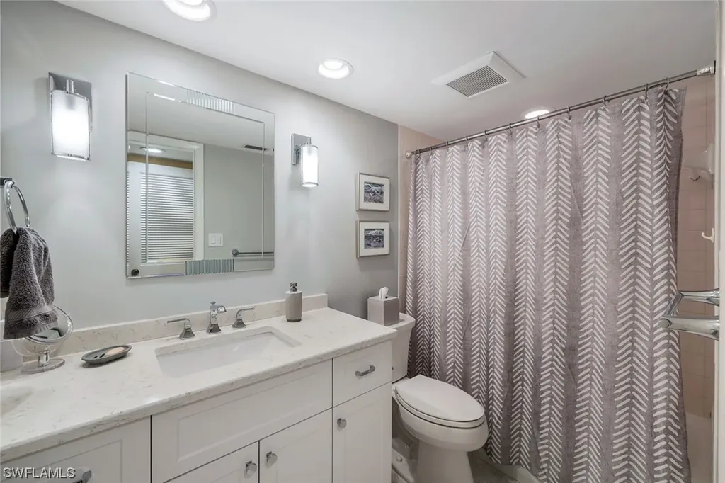 6040 Pelican Bay Boulevard Naples FL 34108