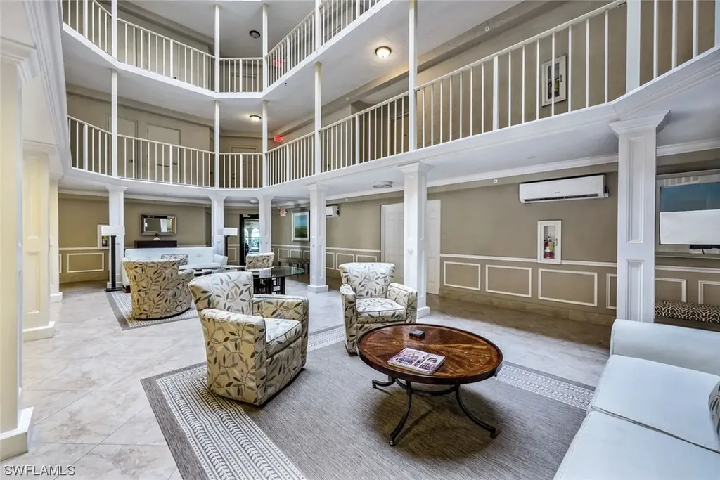 6040 Pelican Bay Boulevard Naples FL 34108