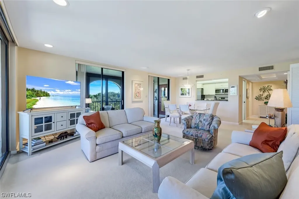 6040 Pelican Bay Boulevard Naples FL 34108