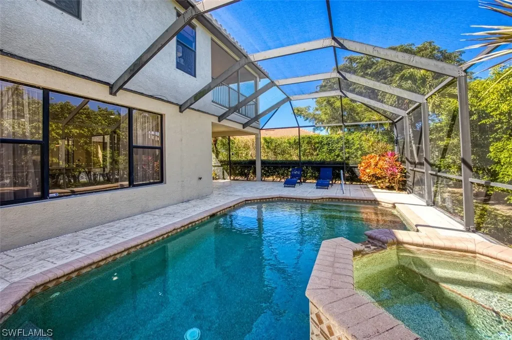 8832 Tropical Court Fort Myers FL 33908