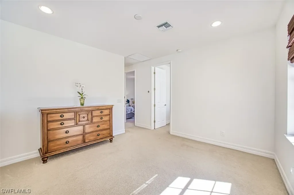 8832 Tropical Court Fort Myers FL 33908