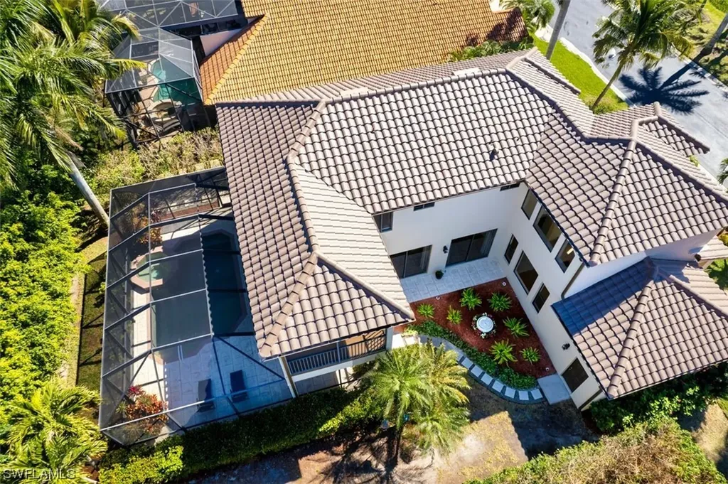 8832 Tropical Court Fort Myers FL 33908