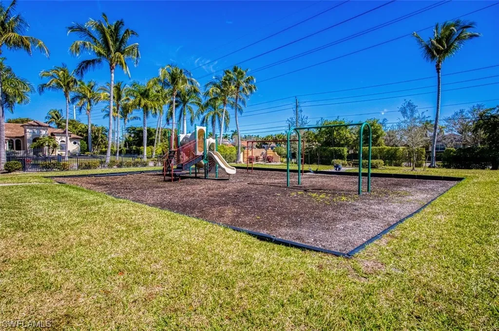 8832 Tropical Court Fort Myers FL 33908