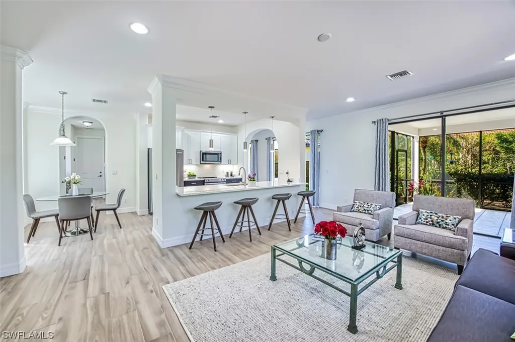 8832 Tropical Court Fort Myers FL 33908