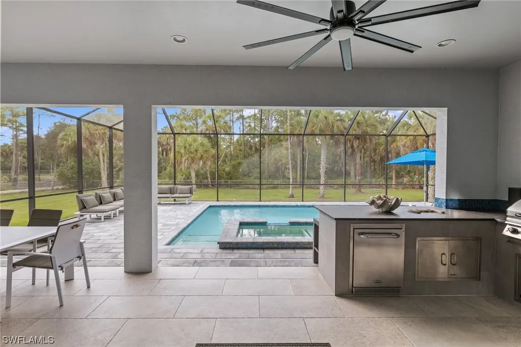 481 7th Street NW Naples FL 34120